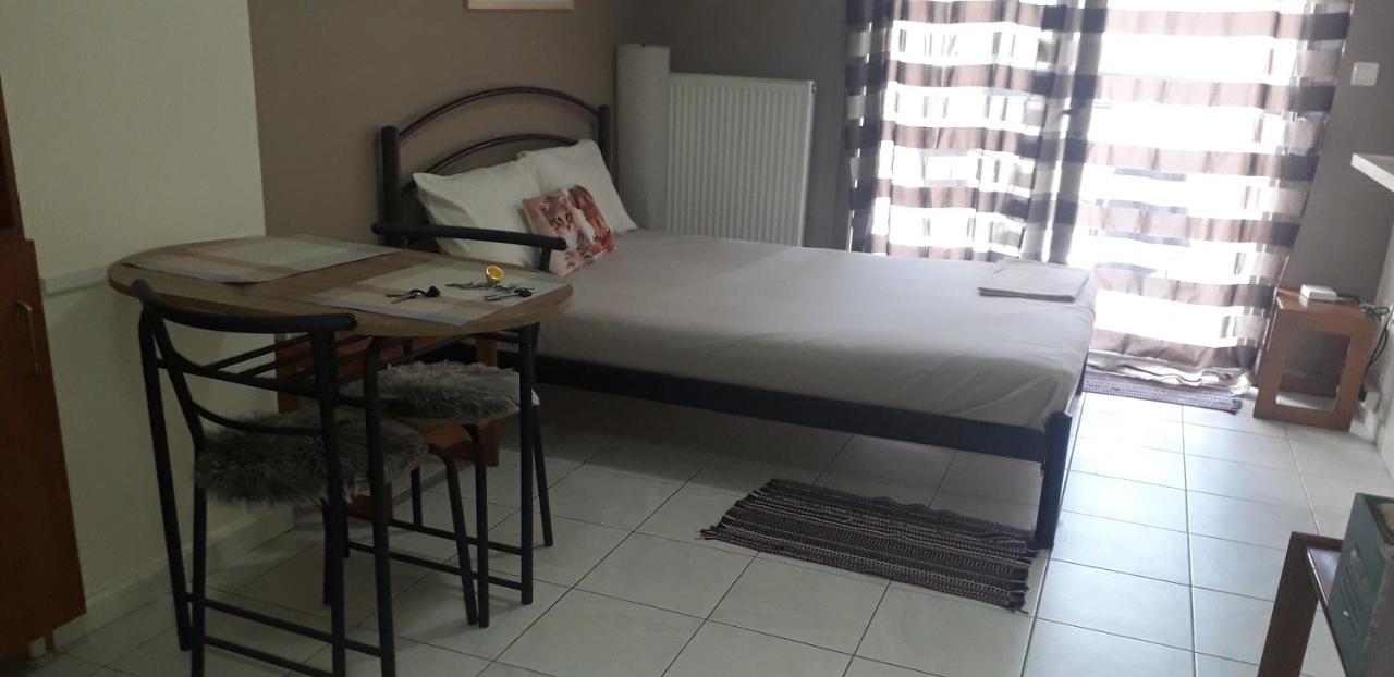Central Bright Studio With Balkony Apartment Солун Екстериор снимка